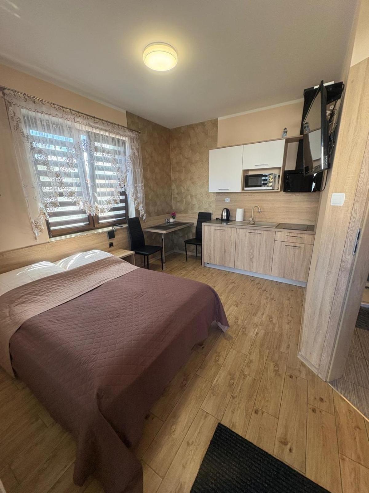 Studio Apartment